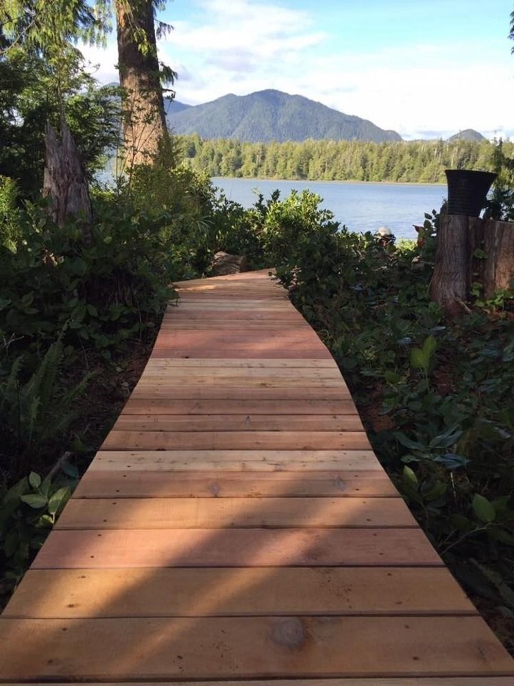 Black Bear Guesthouse Tofino Esterno foto